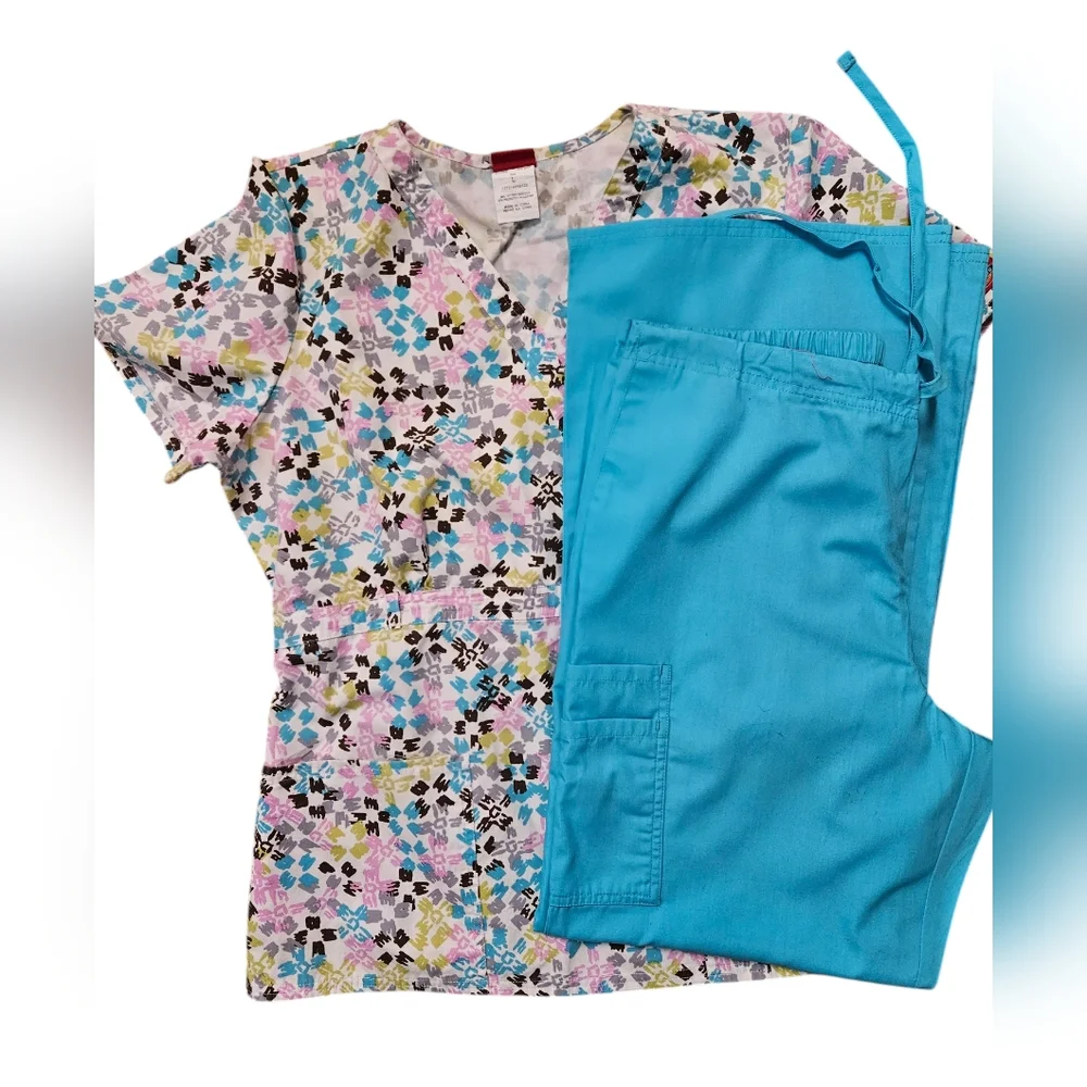 Scrub set - Picture 1 of 2